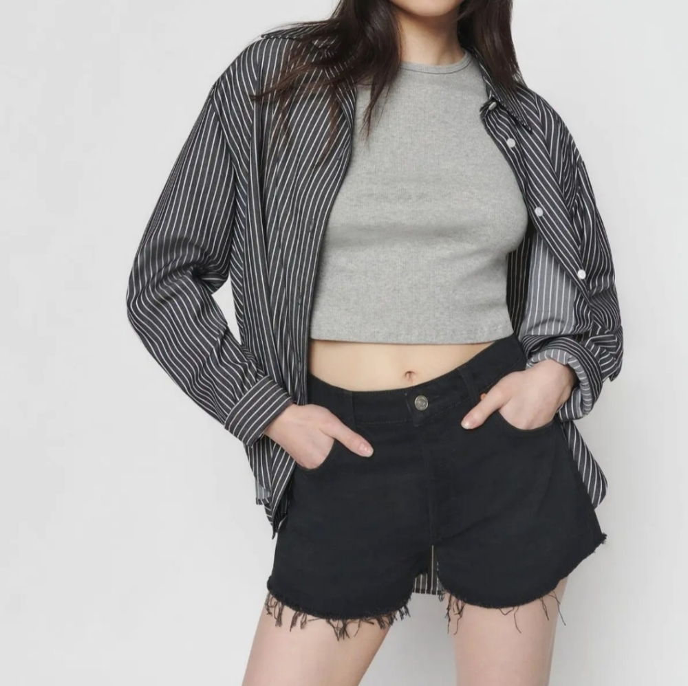 Reformation Charlene‎ High-Rise jean shorts black button fly stretch frayed 27